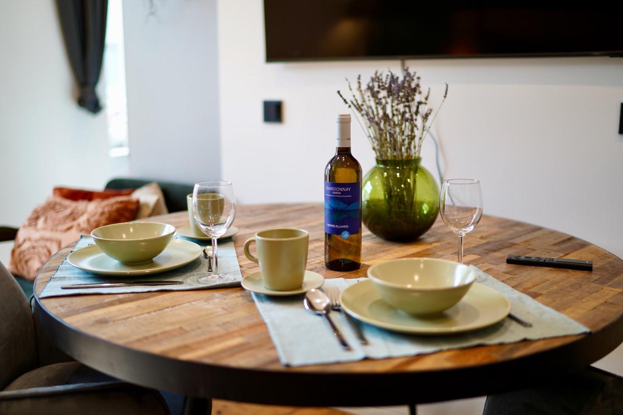 Edler Wohnraum Luxurioeses Studio Im Zentrum Mit Balkon, Kaffeevollautomat, Klima & Parkplatz Zwickau Exteriér fotografie